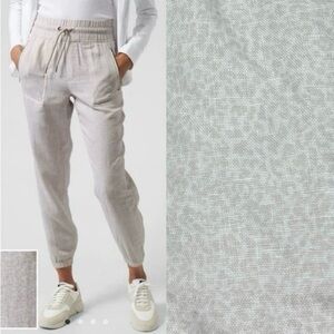 Athleta Cabo Linen Jogger Pants Neutral Cheetah Leopard Pockets Pull On Casual